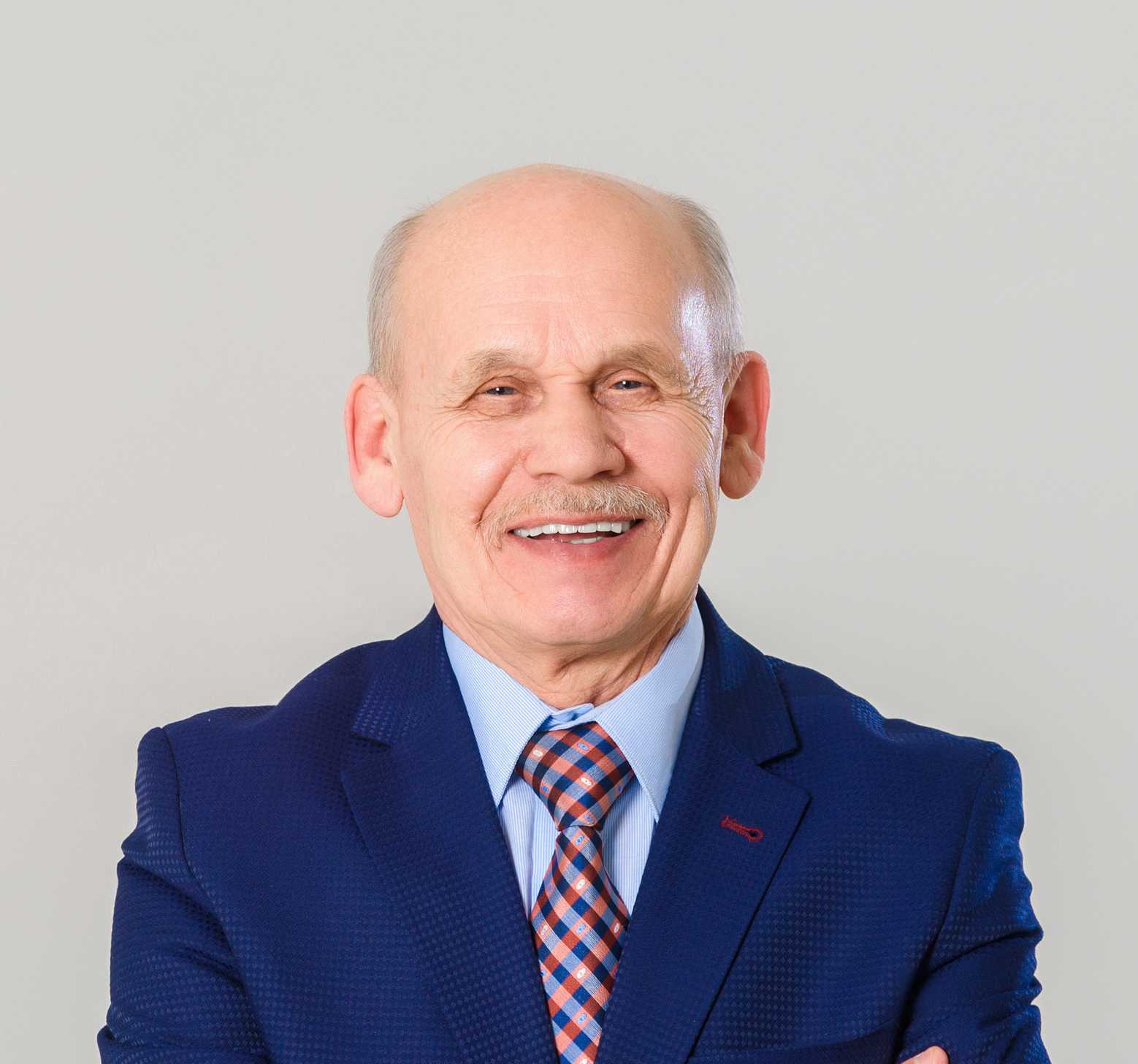 Владимир Михайлов
